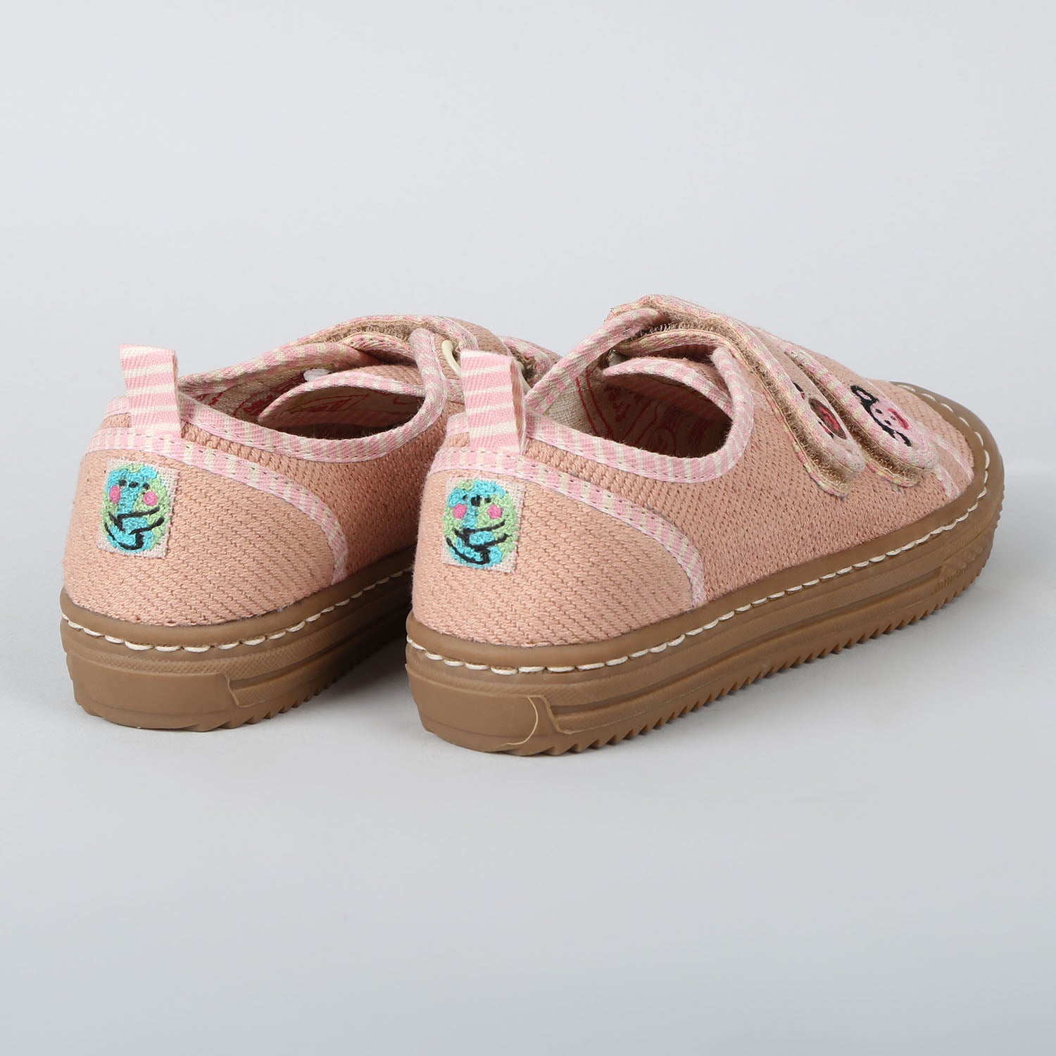 Lemur - Monkey Troop